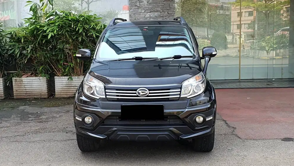 Daihatsu Terios R Adventure 1.5 Matic Hitam NIK 2016 Low Km Garansi