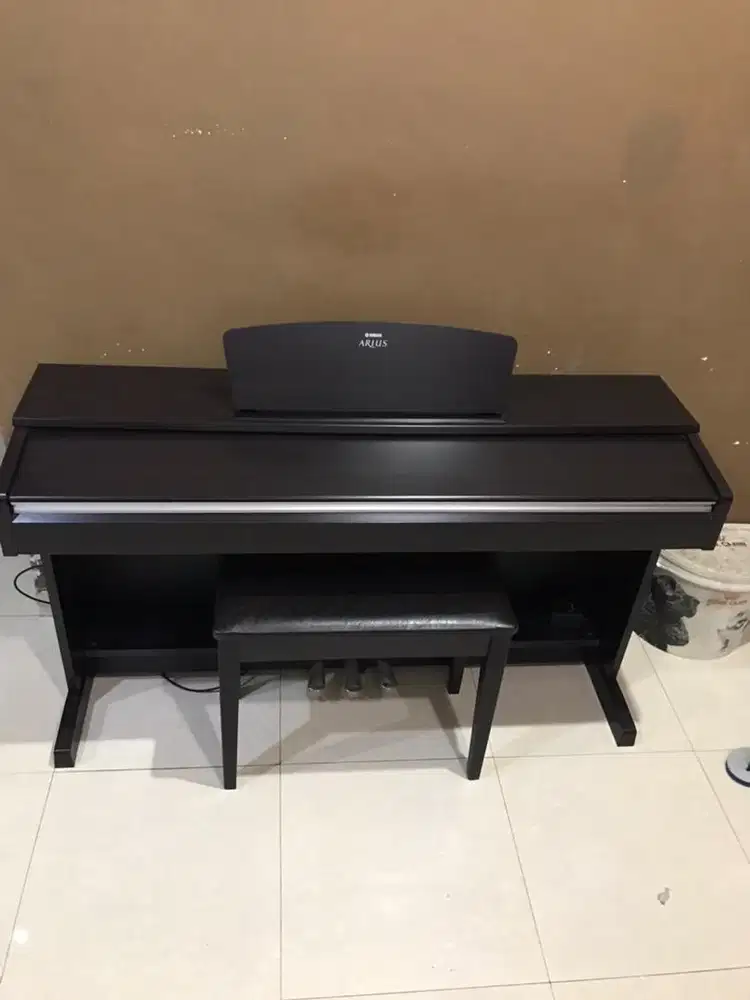 Piano electric Yamaha YDP 141