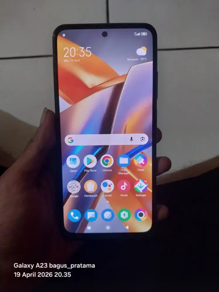 poco  4+3/64 support nfc fullsett