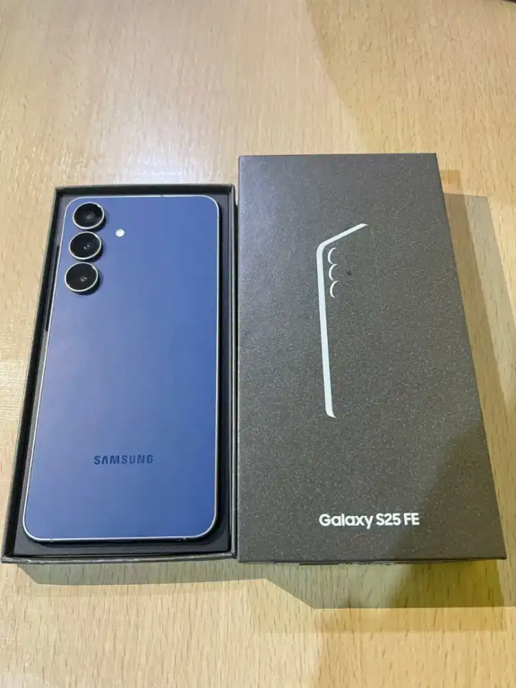 SAMSUNG S25 FE 5G  8 256 GB LIKE NEW RESMI
