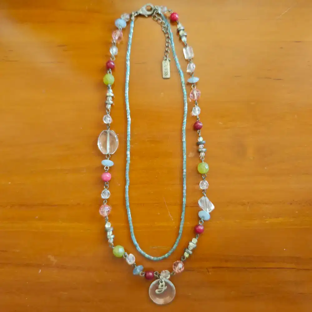 Asesoris kalung jadul unik dan langka