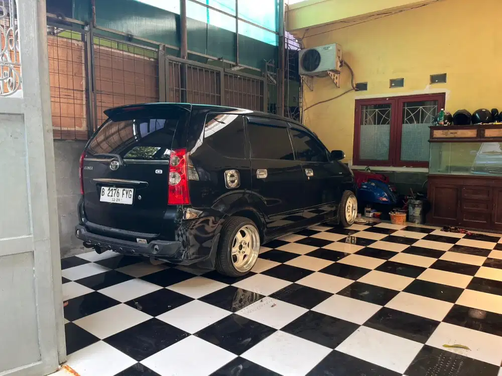 Toyota Avanza 2009 Bensin