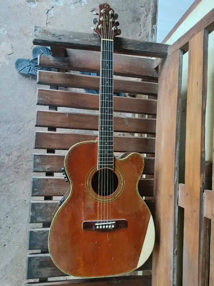 Samick Greg Bennett OM 8