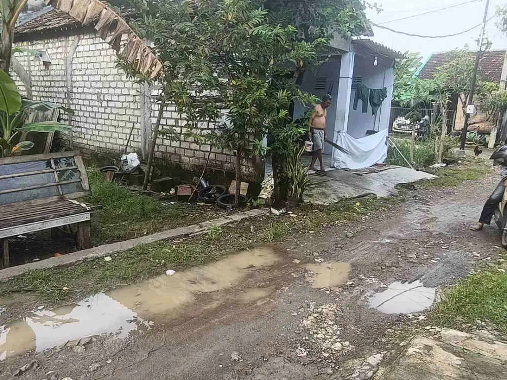 Dijual cepat tanah pekarangan uk 6x16 hadap selatan siap bngun lngsung 120jt cash credit siap