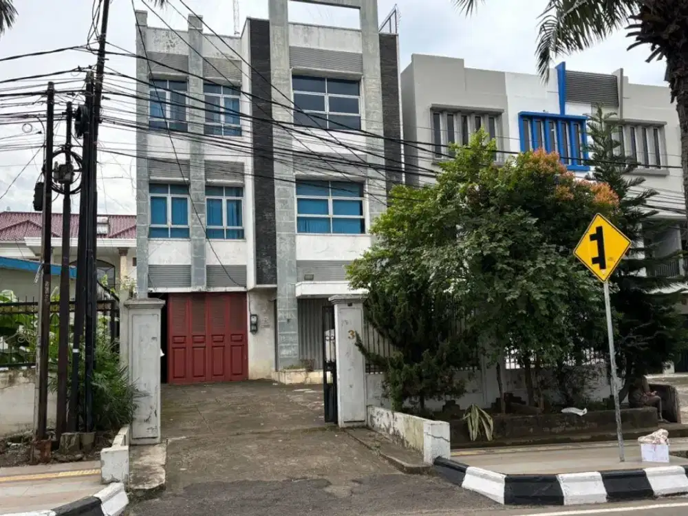 Dijual Cepat Gedung Kantor Strategis Jl.Angkatan 45 Kampus Palembang