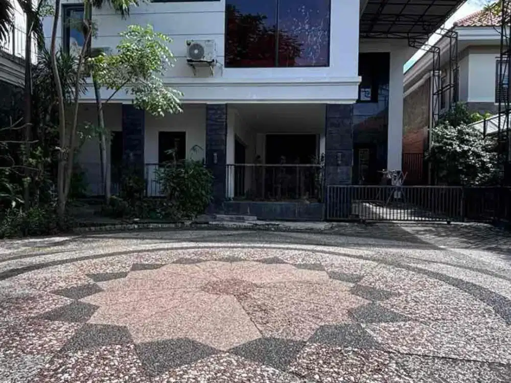 RUMAH REGENCY 21 BAGUS TERAWAT DEKAT DHARMAHUSADA, MANYAR, ARAYA, KERTAJAYA