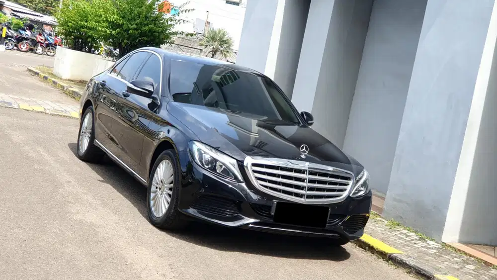 [ LOW KM ] Mercedes Benz Mercy C 250 C250 (W205) CKD AT 2015/2016
