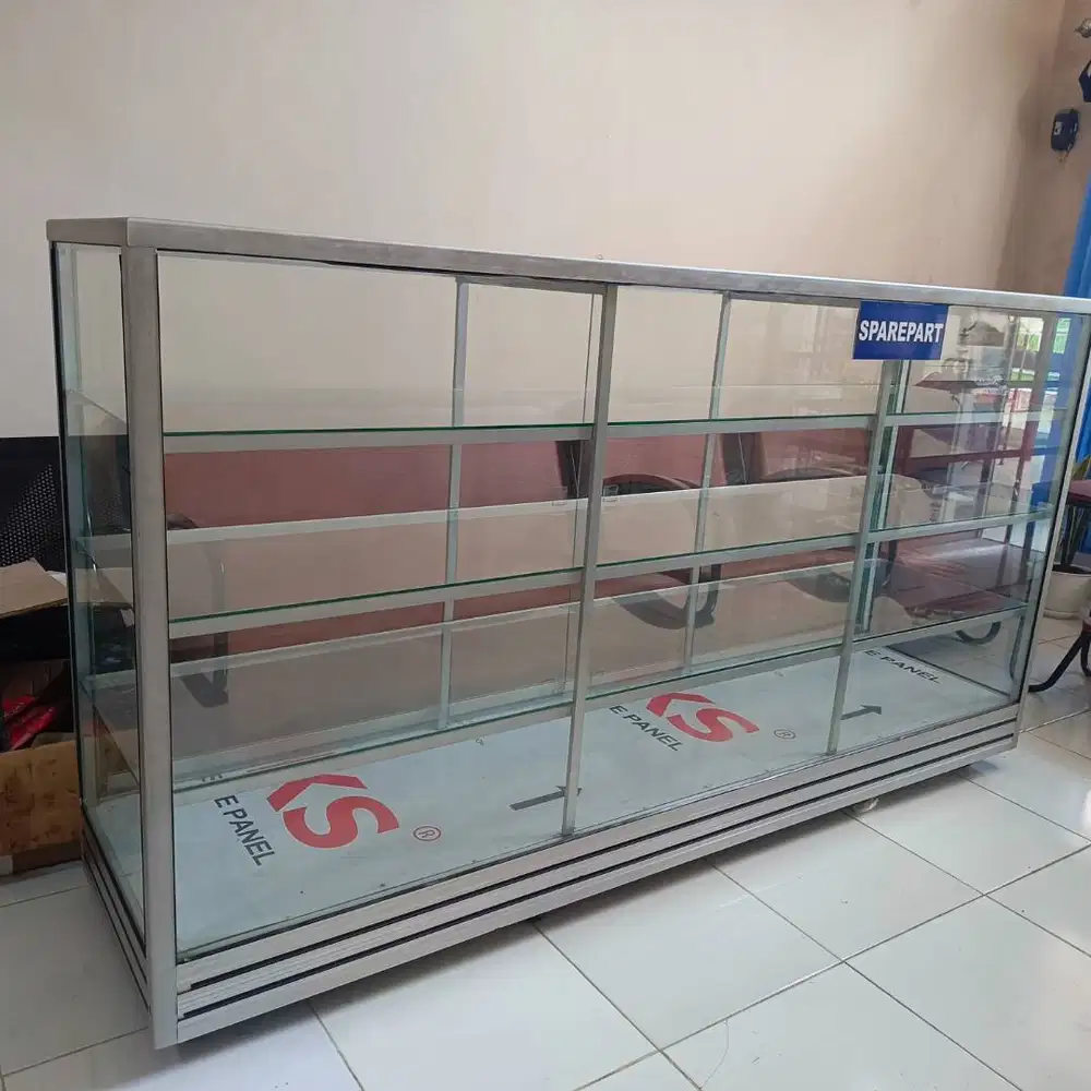 Etalase Besar (200x40x100cm)