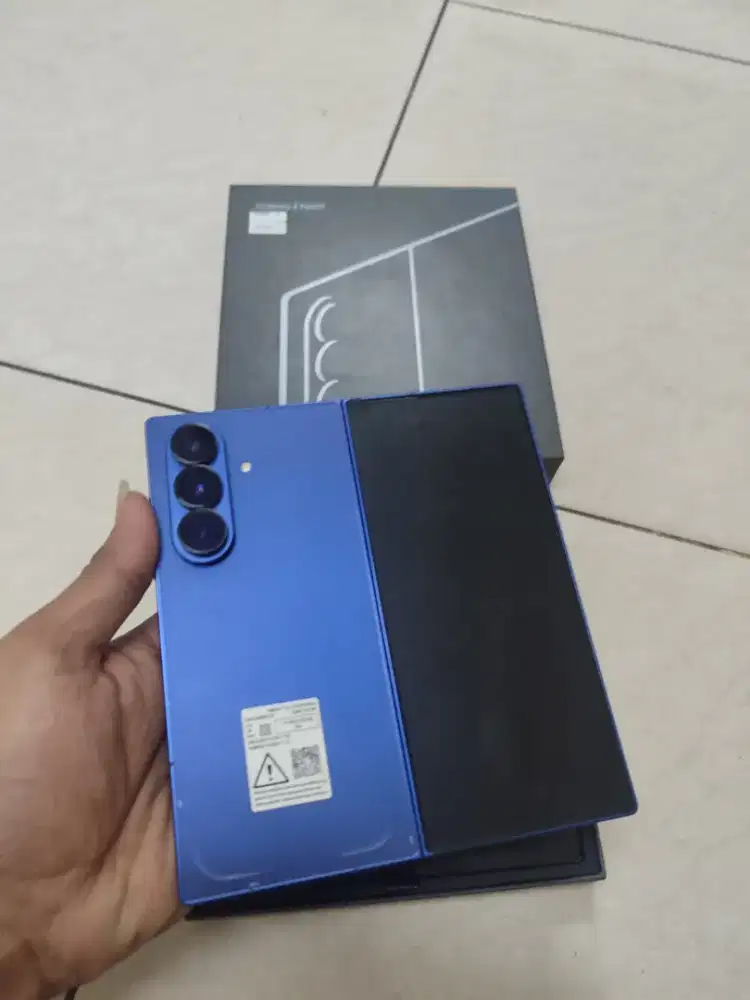 Samsung galaxy fold 7 12/512