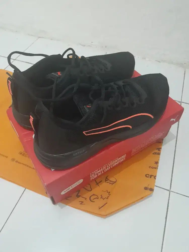 Puma Accent Black ( 2nd like new )