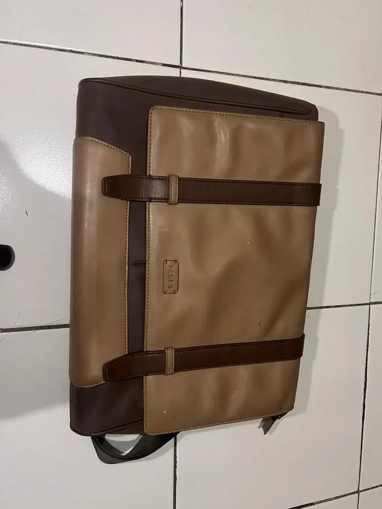 Tas kerja pedro kulit