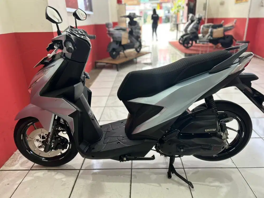 BEAT DELUXE 2023 LOW KM