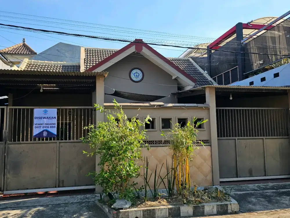 Disewakan Rumah Tengah kota Taman Pinang Indah dekat Tol