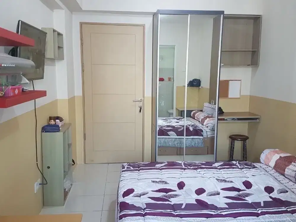 Educity Stanford View Pool Hadap Timur