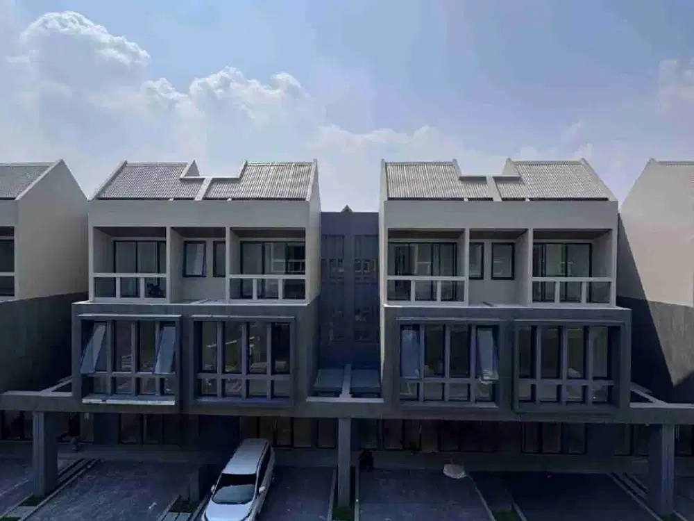 Dijual Ruko 3 lantai 2 muka di kawasan BSD, lokasi sangat strategis