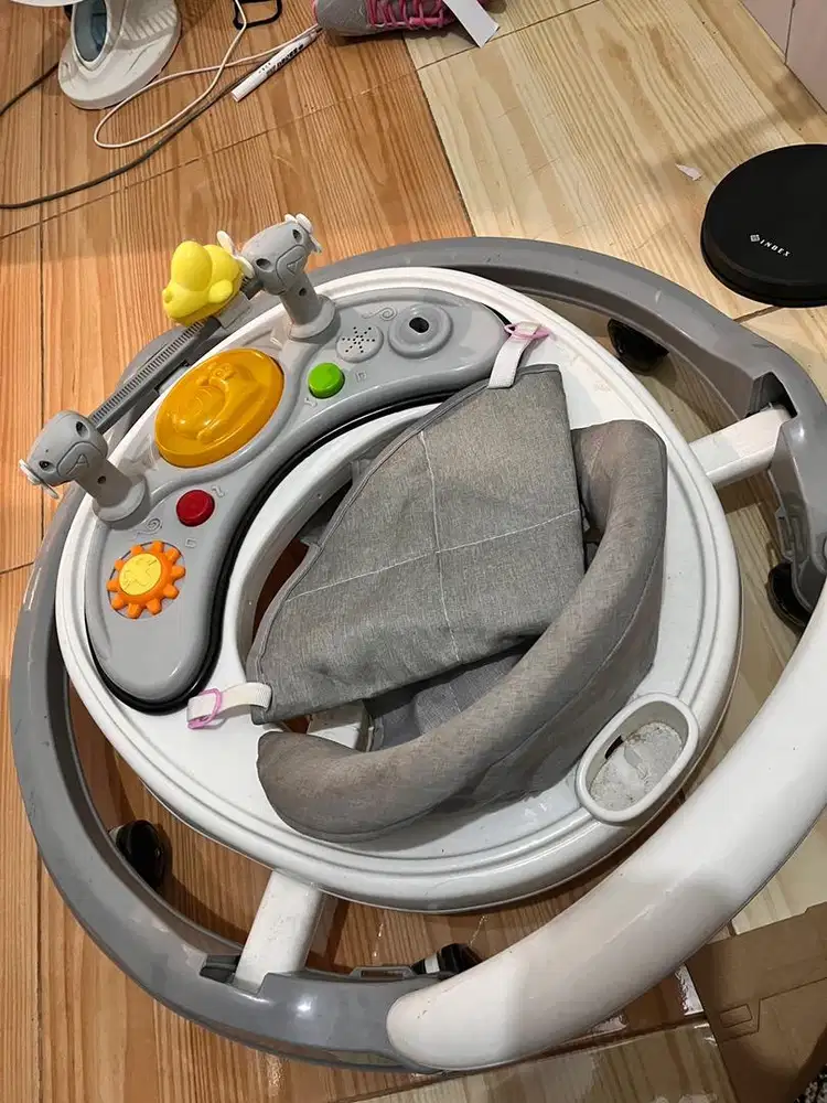 preloved baby walker