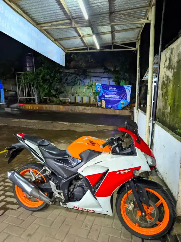 honda cbr 2015 repsol