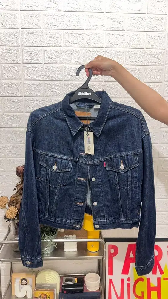 Jaket Denim Levis