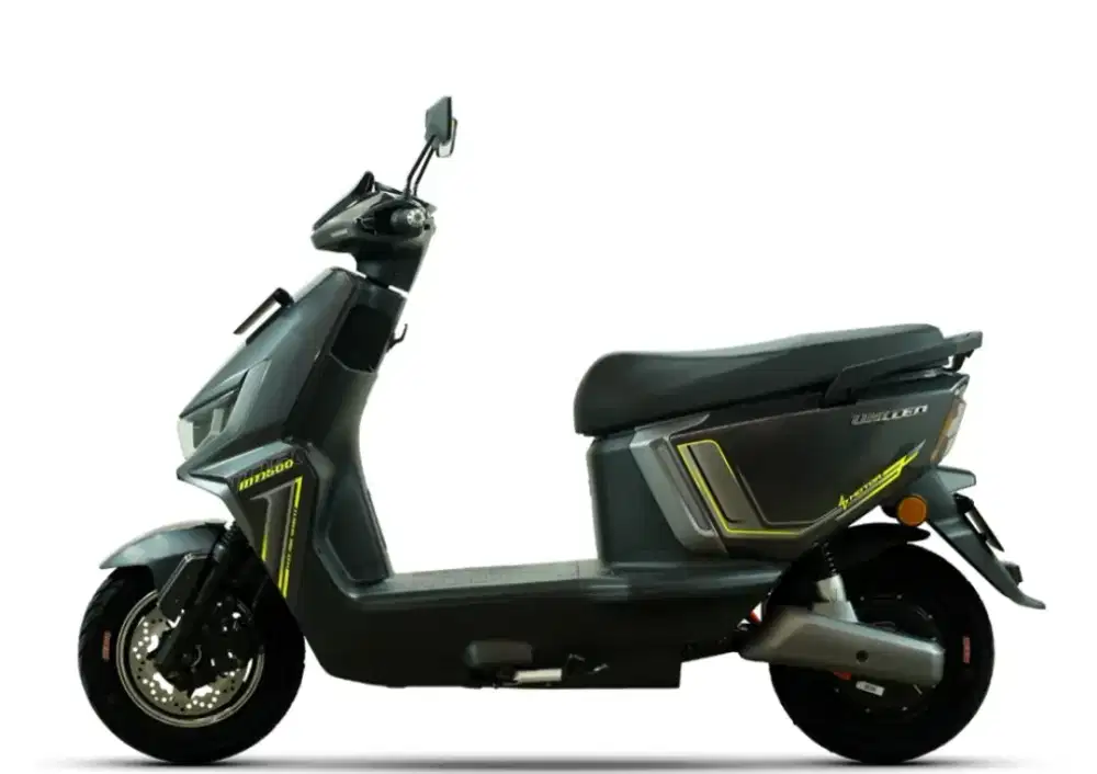 Murah sepeda motor united mt 1500 kondisi istimewa LKP BPKB