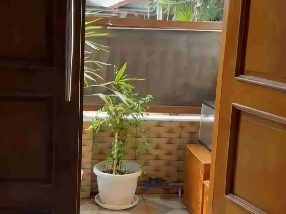 Disewakan Rumah 2 lantai Furnished,Cempaka Putih.Jakarta Pusat.