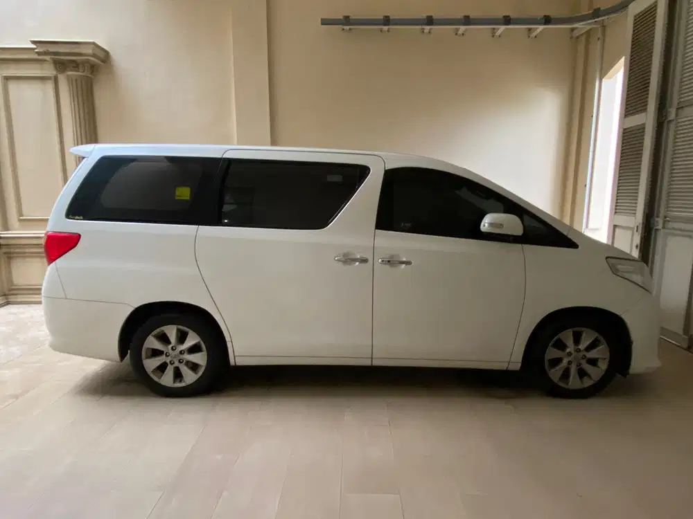 Toyota Alphard 2012 Bensin