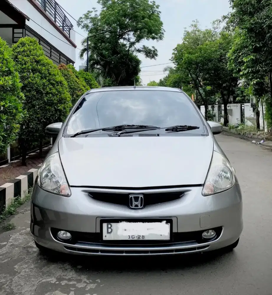 Honda Jazz I-DSI th 2006 Automatic 
-