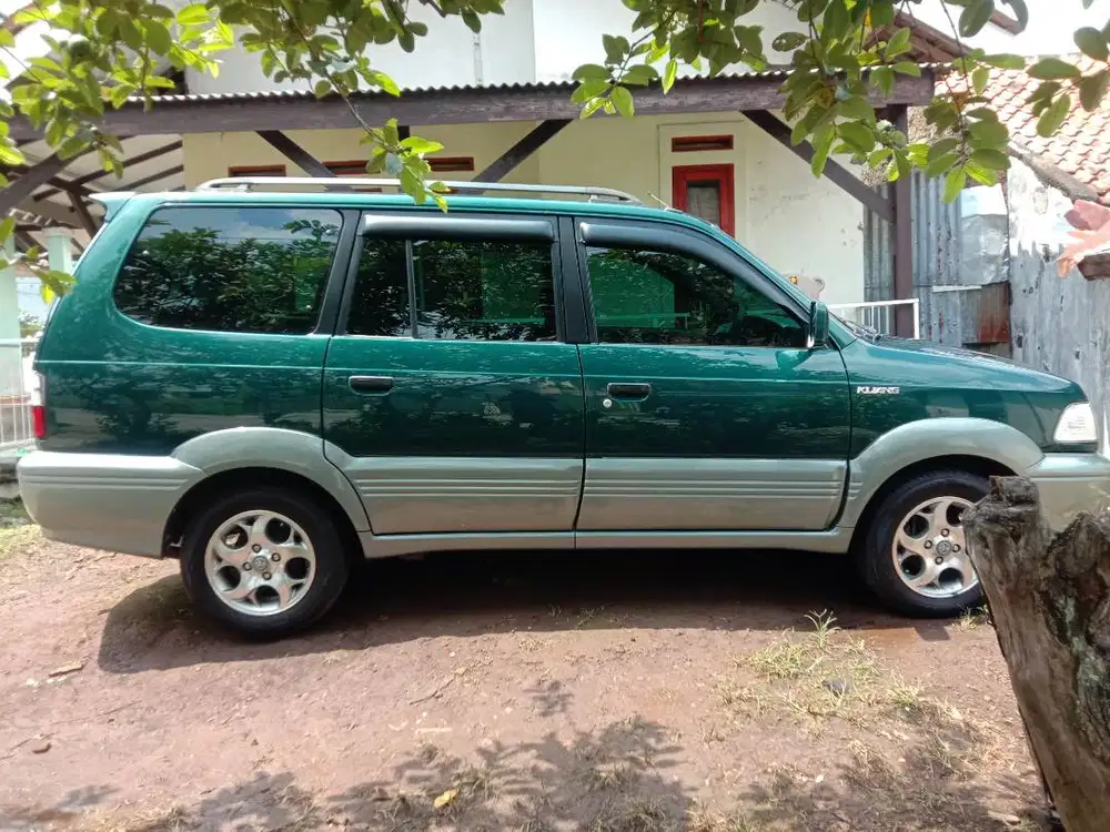 Krista 2000 1,8cc manual sangat istimewa