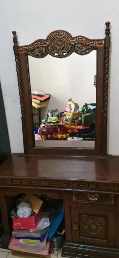 Meja Rias kondisi baik