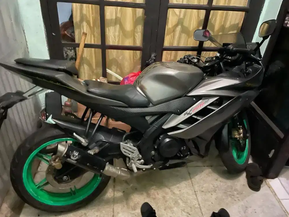 Yamaha YZF 15 V2
