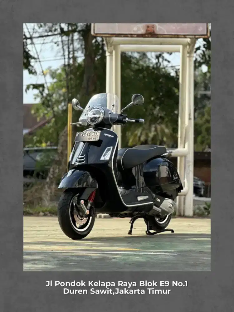 VESPA GTS 4V 150 IGET ABS LED THN 2020 PERFECT CONDITION