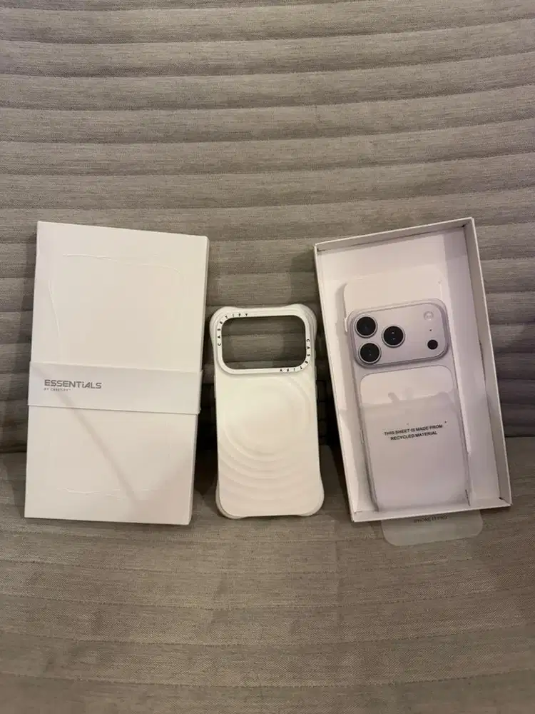 Casetify iphone 17 pro original