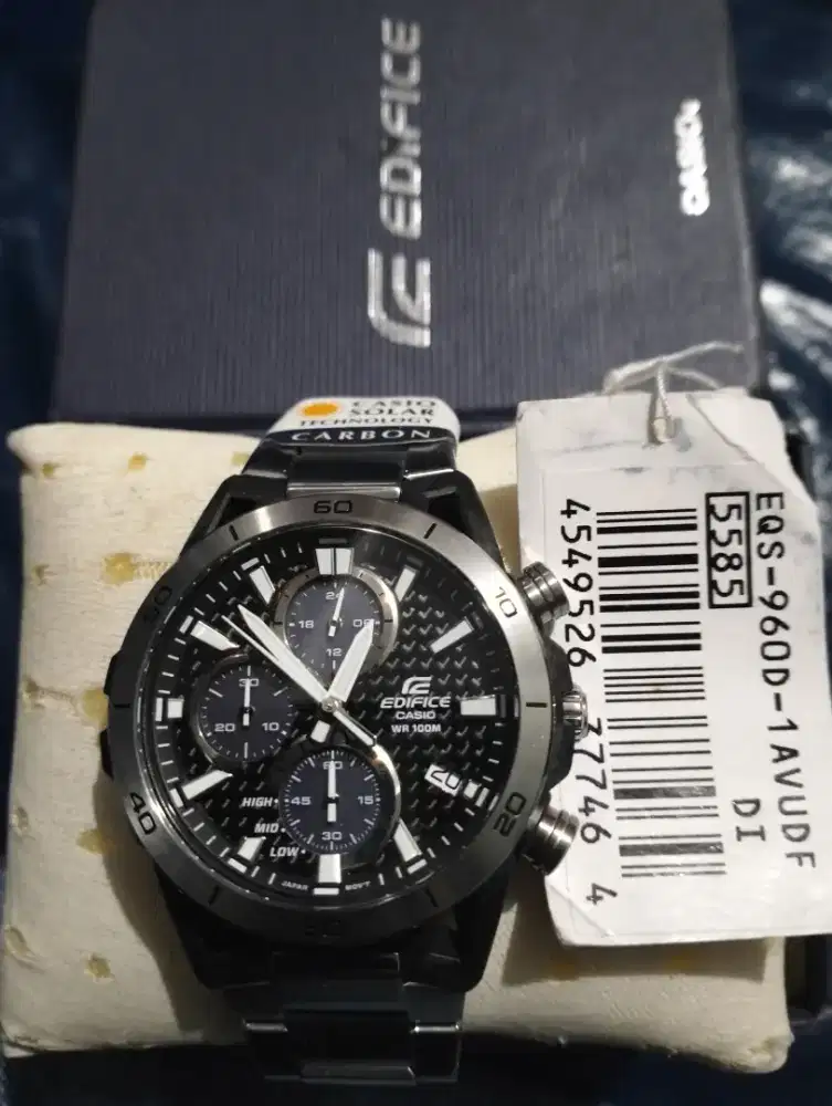 Casio edifice EQS960D-1AVUDF though solar  Carbon