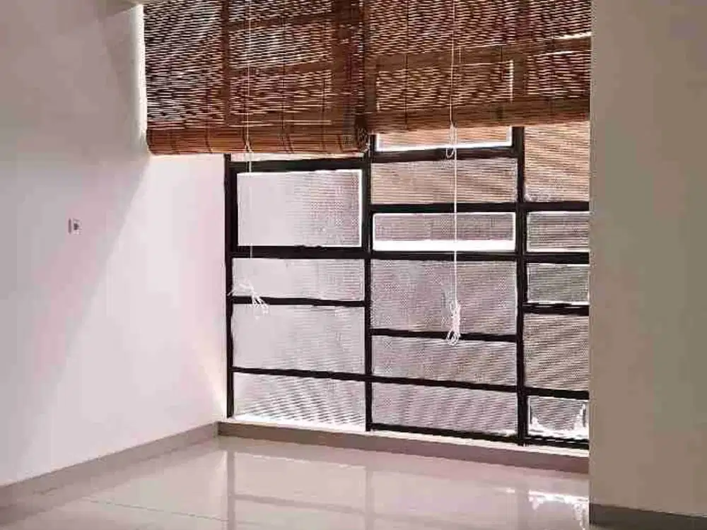 Disewakan Ruko 3 lantai di Poris Indah.Tangerang.