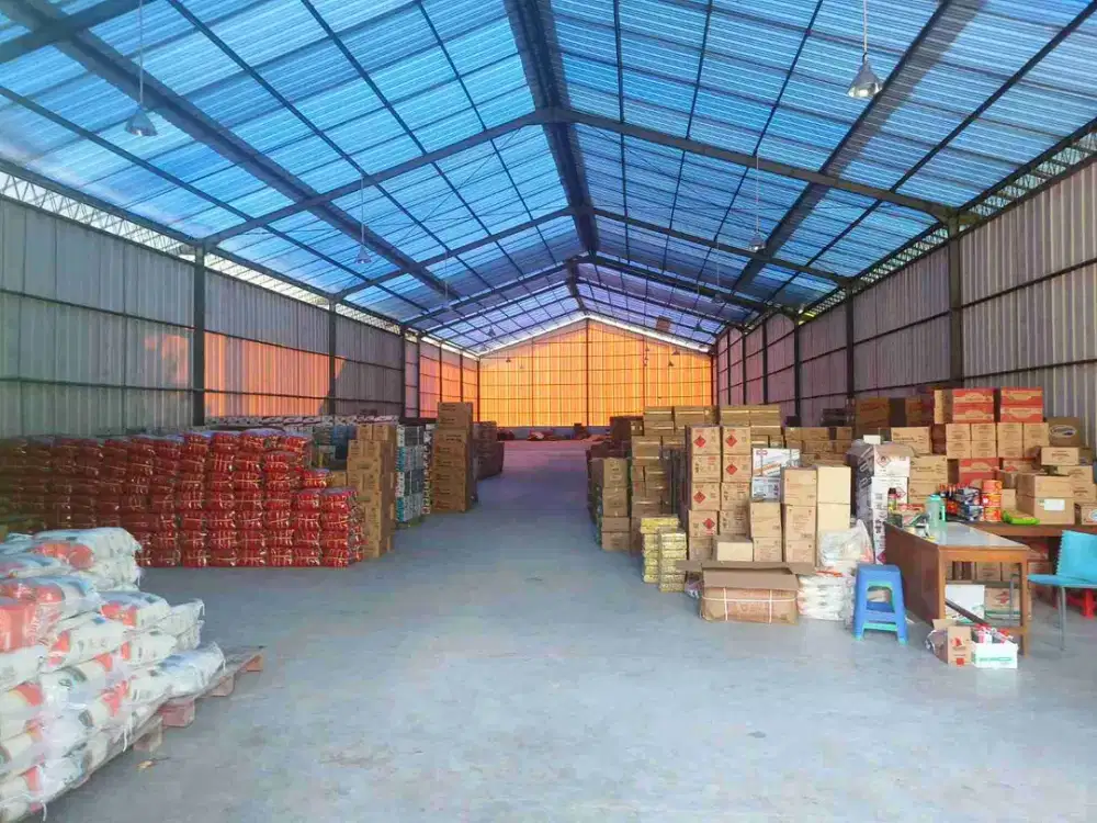 Dijual Gudang + Kantor 2 Lantai Masih Kinclong di Cangkiran Gunungpati Semarang