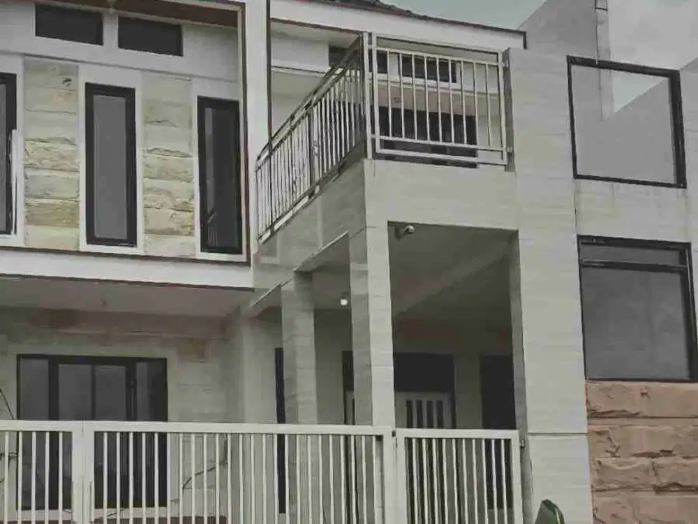 rumah murah kokoh 2 lt di tidar BU SEGERA siap huni dekat kampus machung UNMER UB Brawijaya dan mall dieng serta MALL MOG