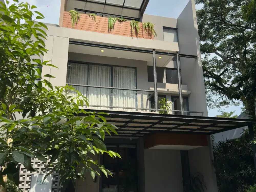 SELANGKAH KE GRANDLUCKY & EASTVARA MALL! RUMAH LUAS HADAP UTARA PALING STRATEGIS DI BSD!