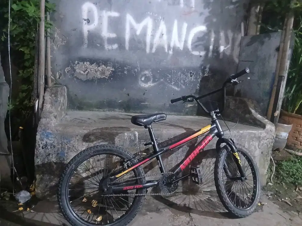 BMX 8125 HX ukuran 20