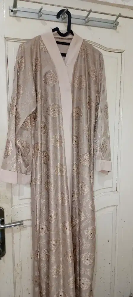 Bismillah.Dijual abaya outer asli arab keren