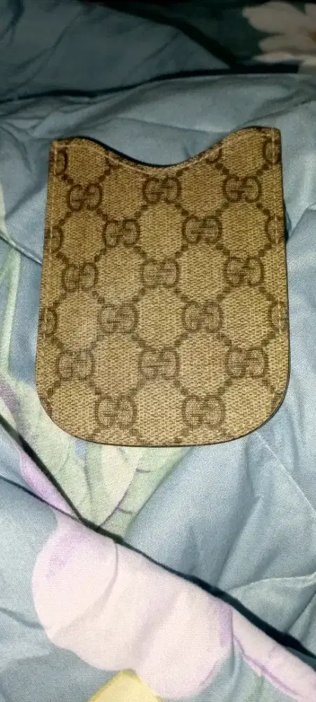 Bismillah..Dijual casing hp Gucci ORI Italy