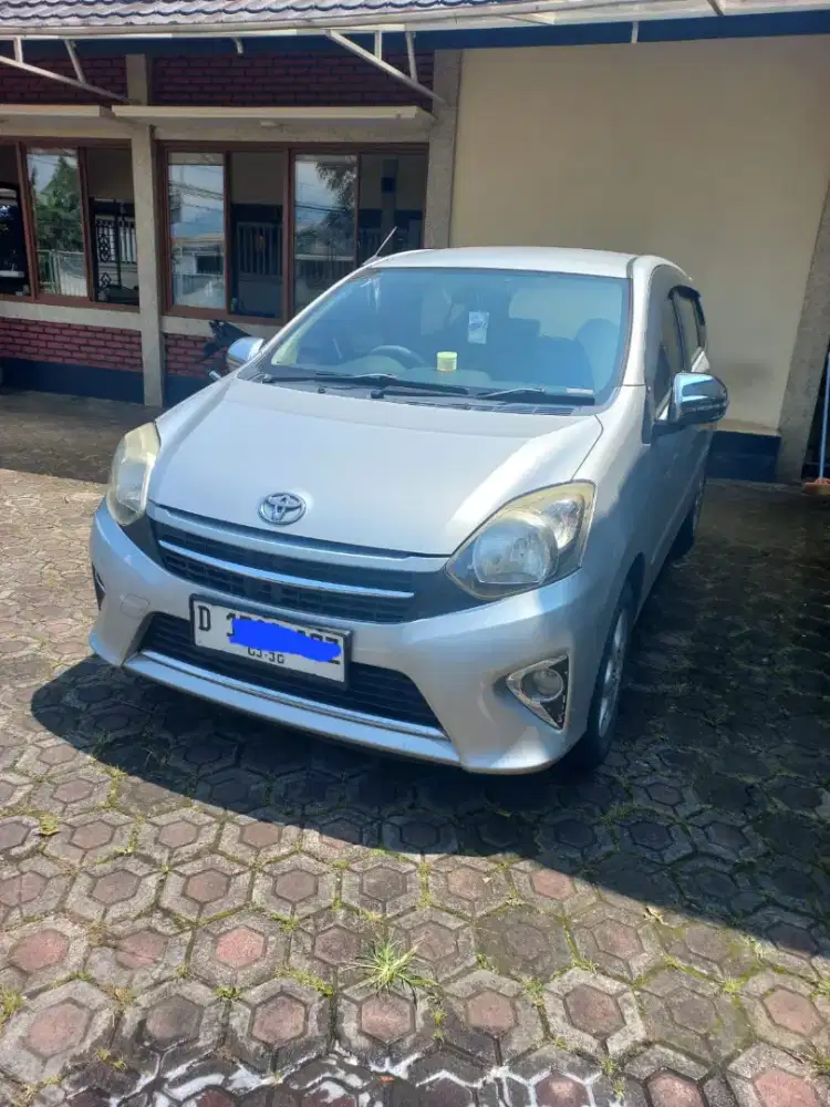 Jual toyota agya 2015
