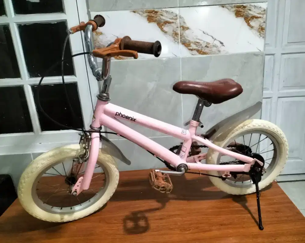 Sepeda anak ukuran 14 phonex kondisi normal