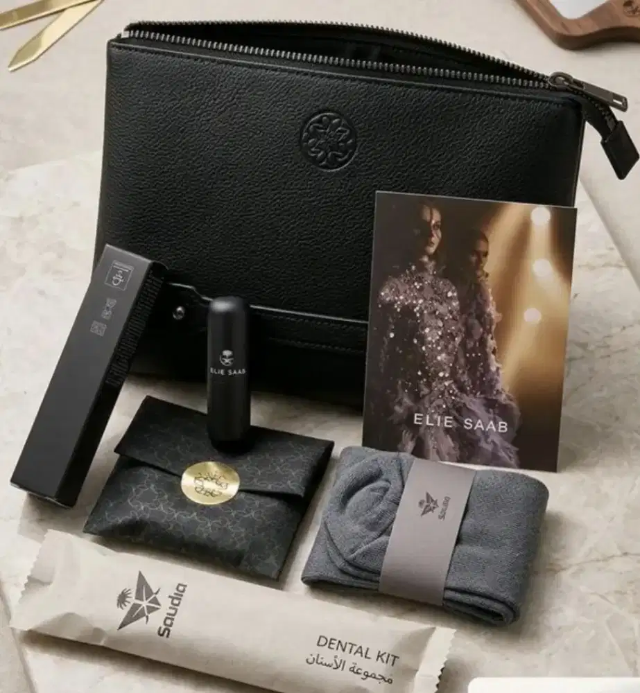 Pouch souvenir lengkap dengan isi airlines