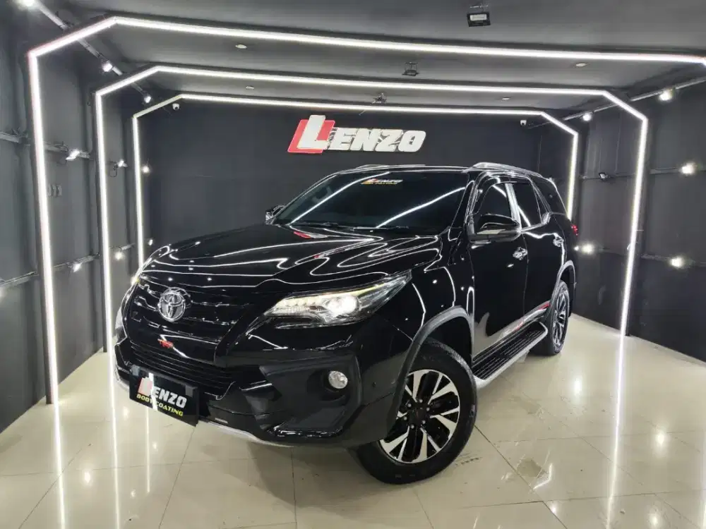 Km86rb PajakBaru Fortuner VRZ TRD 2017 Hitam Lenzo mobil