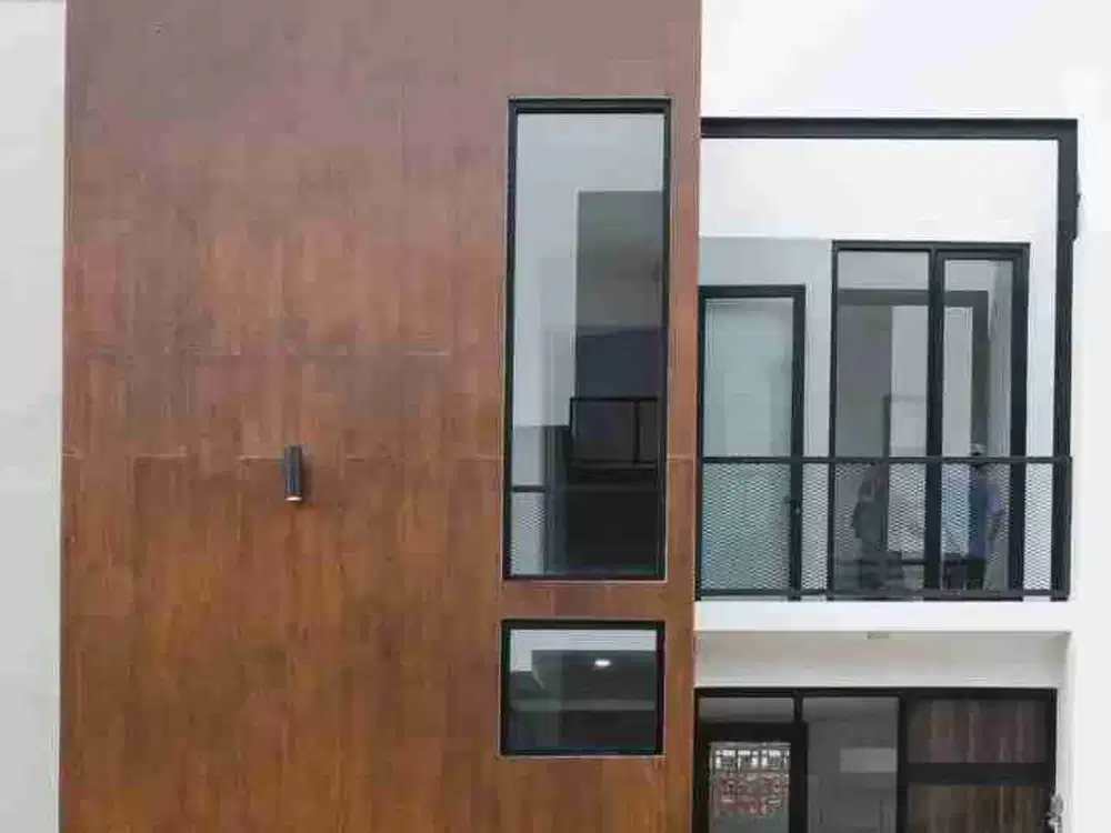 Rumah Baru Siap Huni di Antapani