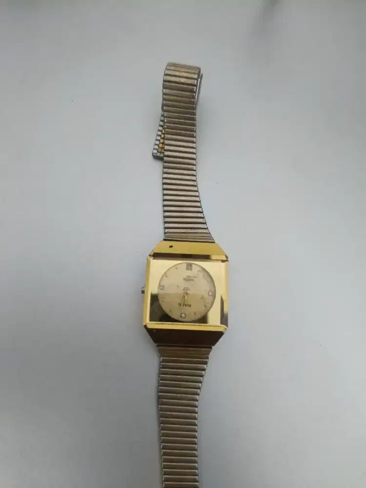 Jam rado mati Harus service