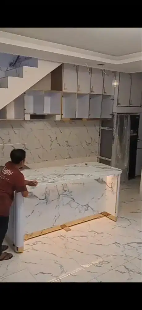 Jasa pemasangan kitchen set custom