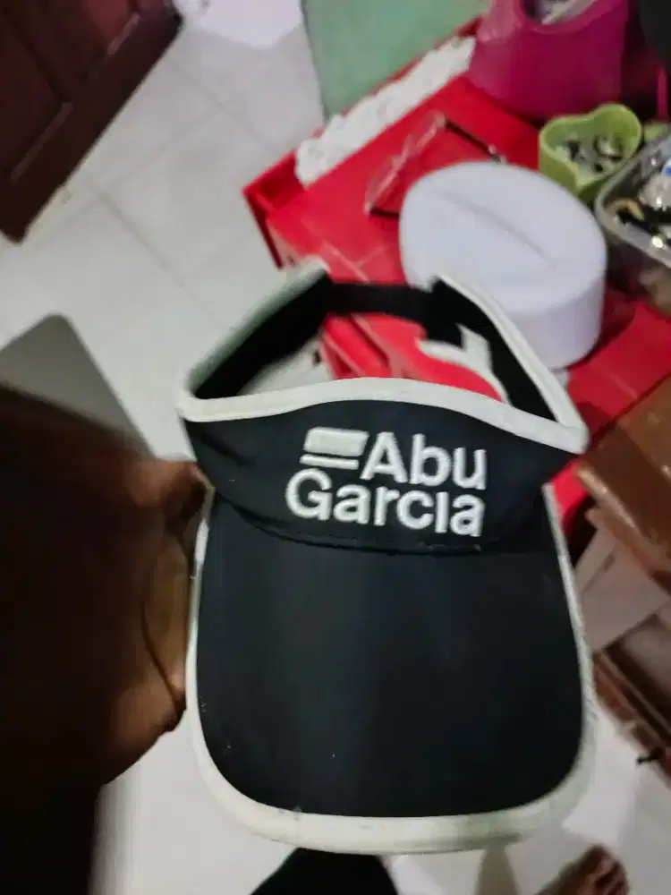 Topi golf abu Garcia ori