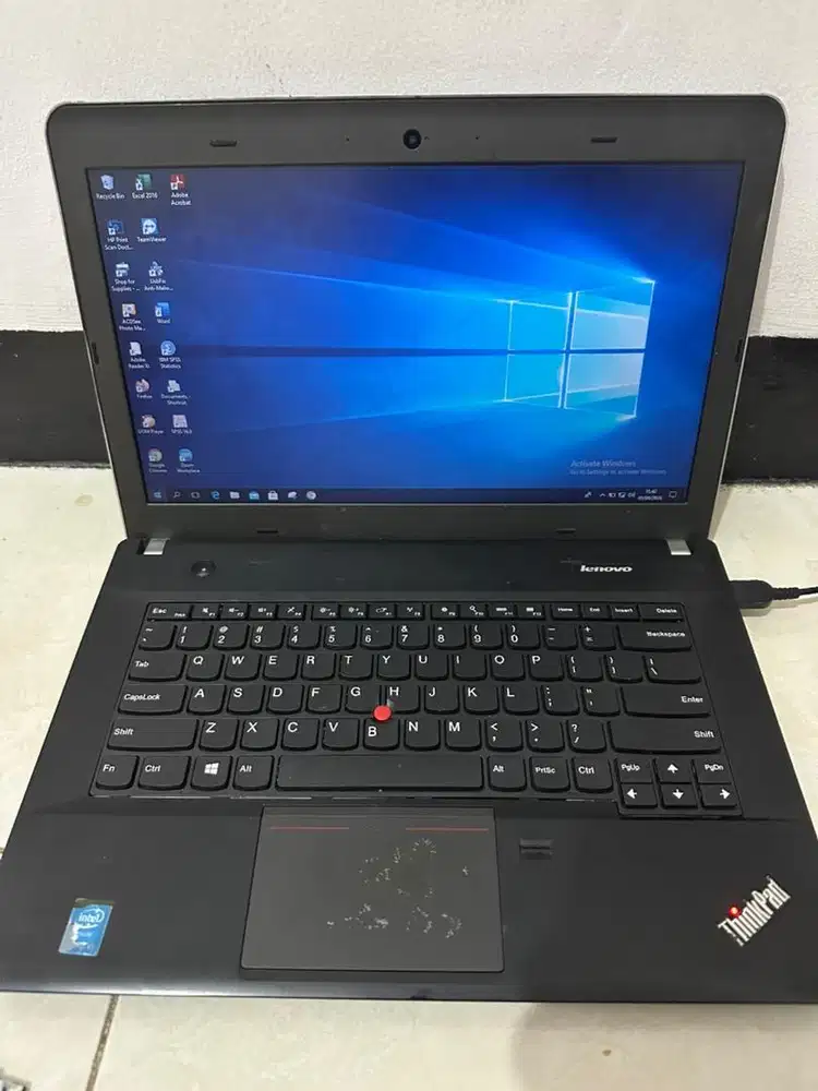 Laptop LENOVO E440