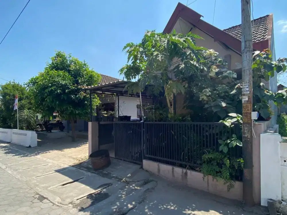 Rumah Secondary di Jalan Godean km5 Banyuraden Gamping Sleman