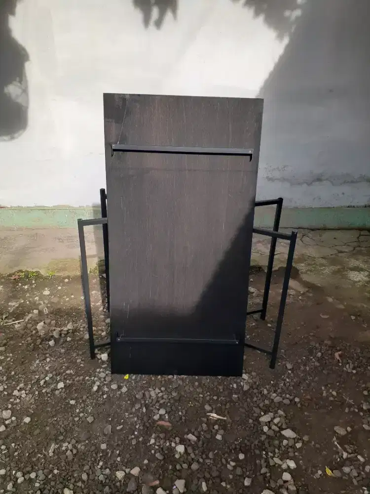 Meja lipat multyi fungsi